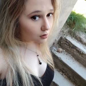 Meet your Posher, Kelsey